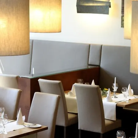 Hotell Steigenberger 4*